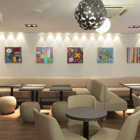 Hotel Greet Lourdes Centre Pyrenees