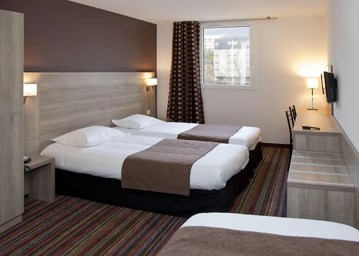 Отель Beau Site 3*