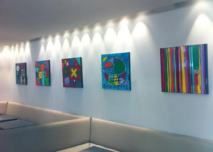 Отель Beau Site 3*