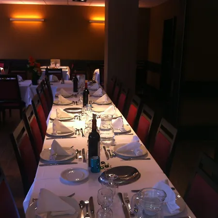 Greet Lourdes Centre Pyrenees Отель